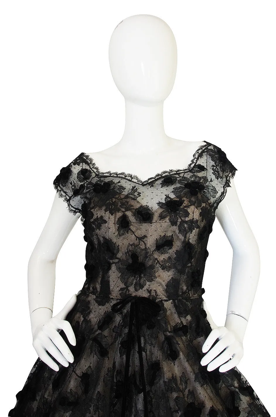 1950s Mildred Davis Lloyd Owned I. Magnin Lace Dress