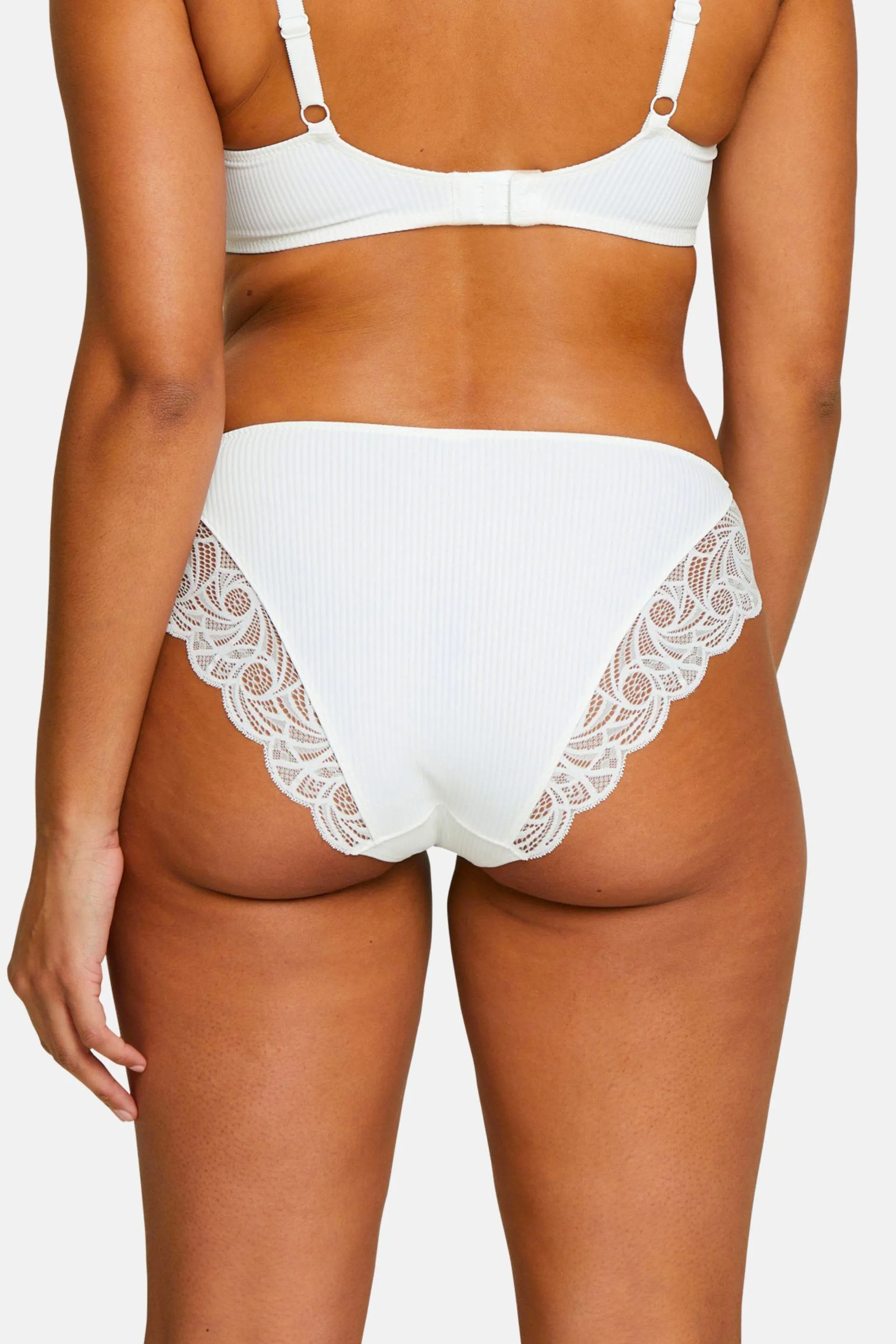 Ariane Essential Brief Ivory