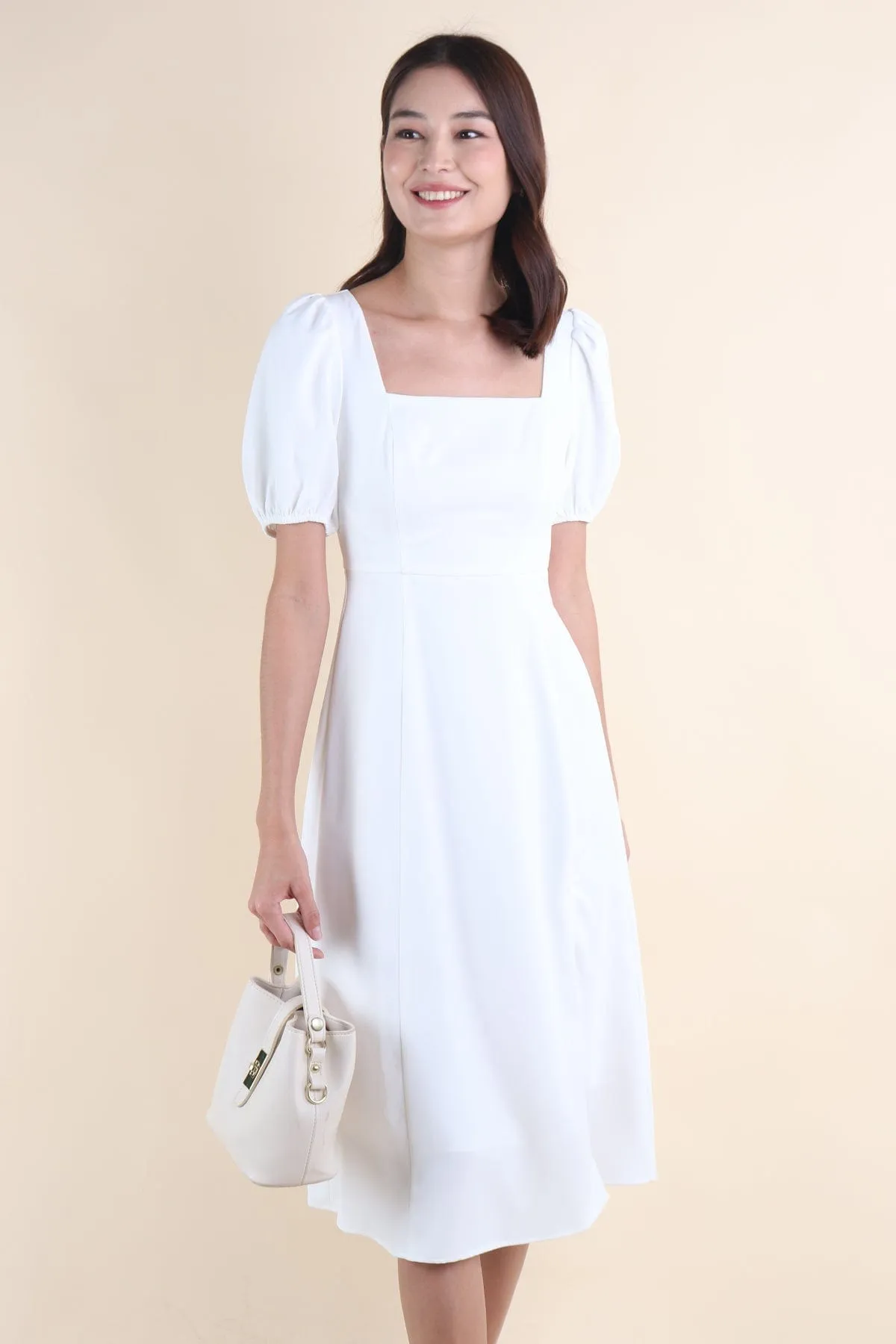 JANELYN SLEEVE MIDI DRESS IN WHITE