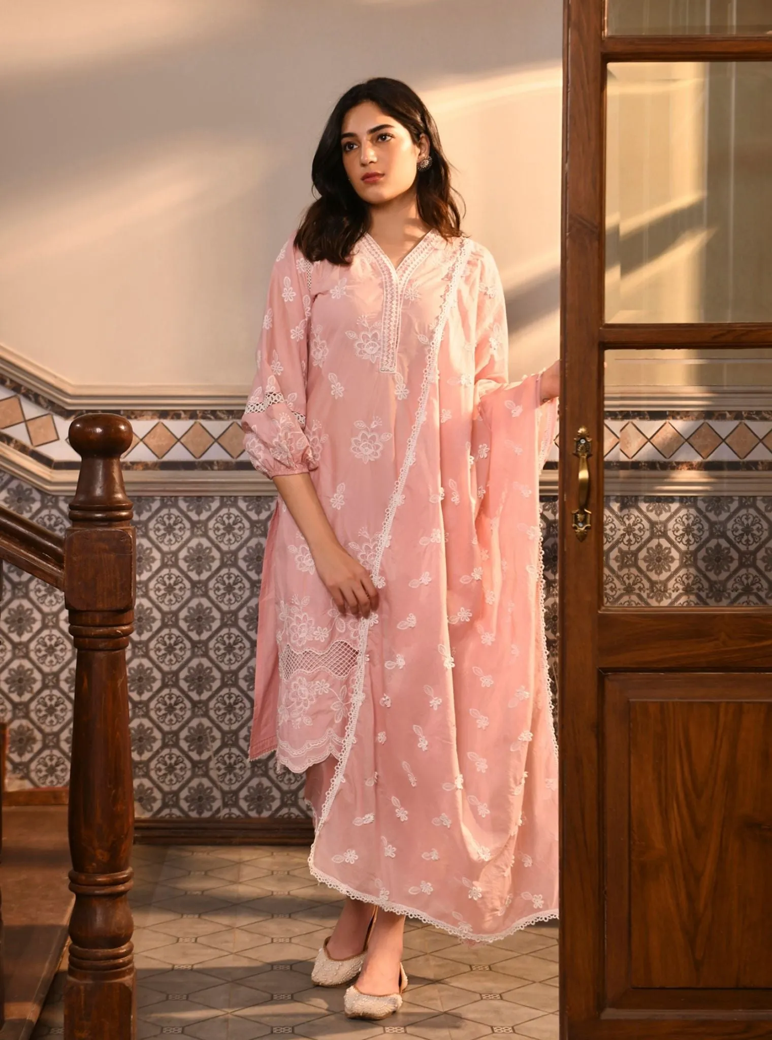 Mulmul Cotton Giti Light Pink Kurta With Mulmul Cotton Giti Light Pink Pant